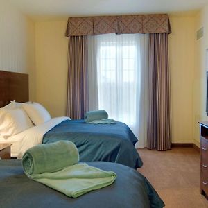 One-Bedroom Queen Suite Two Queen Beds Non-Smoking